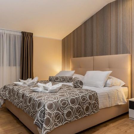 Santalezi Hotel Tomazici المظهر الخارجي الصورة